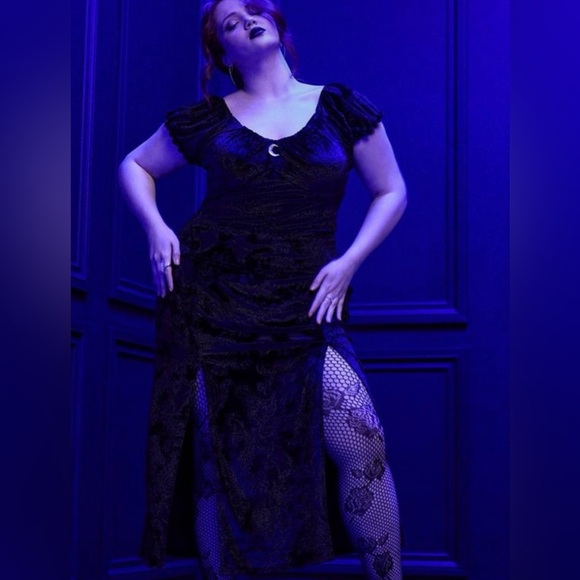 Torrid Nightfall Black Velvet Burnout Embossed Double Slit Maxi Skirt, Lg, NWT! - Picture 14 of 16